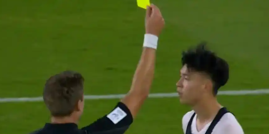 开云体育-王钰栋刚破门就吃黄牌！原因曝光，或被安东尼奥继续放替补席？